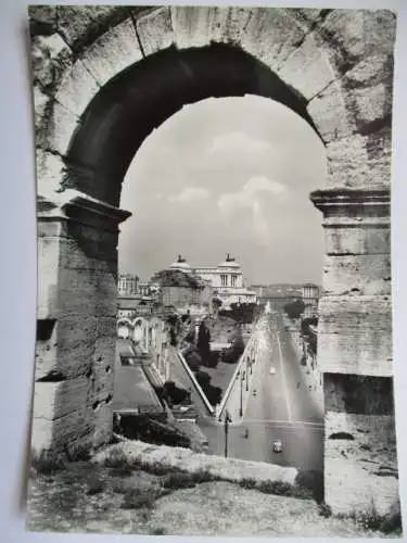 [Echtfotokarte schwarz/weiß] Roma Via del Fori Imperiali. 