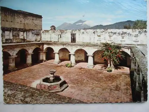 [Echtfotokarte farbig] Universidad Antigua. 