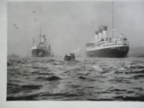 [Echtfotokarte schwarz/weiß] Hamburg
Ausreise und Heimkehr. 