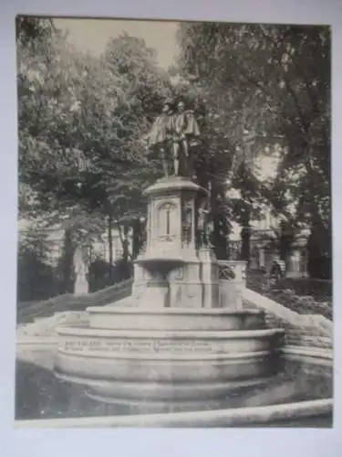 [Lithographie] Bruxelles  Statue des Comtes dÈgmont et de Hornes
Brüssel Denkmal der Grafen von Egmont und Hornes. 