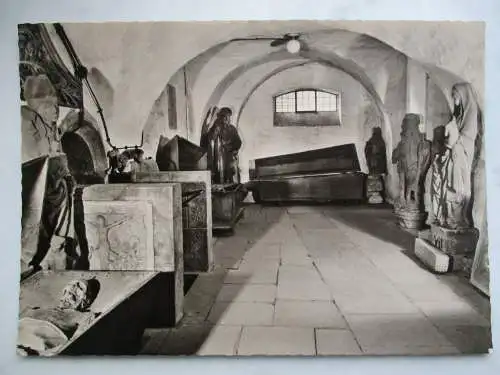 [Echtfotokarte schwarz/weiß] Konrad Ehlers   gest. 1788
Lady Stanhope gest 1590
ein Dachdecker gest.1590. 