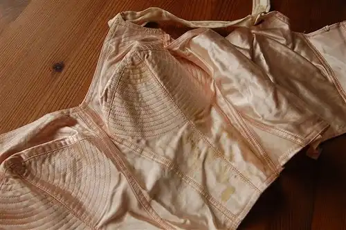 Vintage ungetragener TRIUMPH Plastellana Satin Spitztüten BH