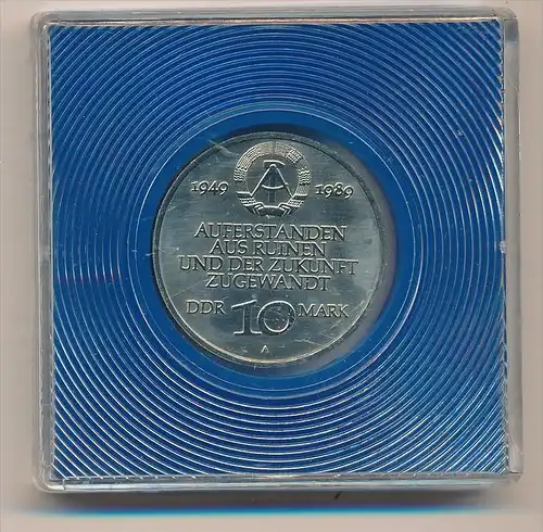 DDR      10,-Mark  -40 Jahre DDR  1989  -bankfrisch  (x1927 ) siehe scan !