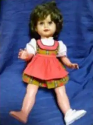 Schildkröt Sprechpuppe "Bärbel"mit Original Kleidung. Bewegliche Augen.