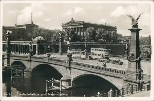 Ansichtskarte Berlin Friedrichsbrücke und Nationalgalerie Straßenbahn 1934