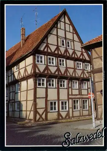 Salzwedel Dreigeschossiges Fachwerkhaus in der Altstadt aus dem 16. Jh. 1995