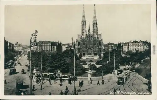 Ansichtskarte Wien Votivkirche mit Freiheitsplatz und Straßenbahn 1926