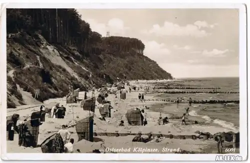 Kölpinsee (Usedom) belebter Strand - Foto Ak ca. 1930