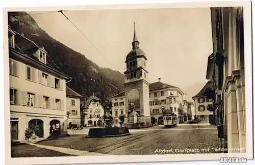 Altdorf (Uri) Dorfplatz mit Telldenkmal ca. 1930 - Foto