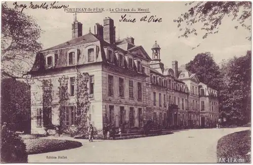 Fontenay-Saint-Père Le Château du Mesnil
