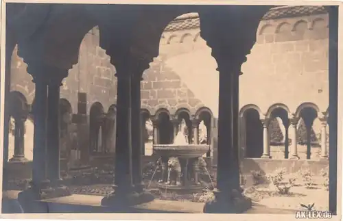 Glees (Vulkaneifel) Klosterkirche Maria Laach - Innenhof - Foto AK ca 1936