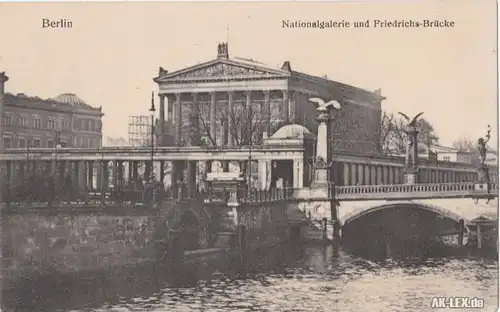 Berlin Nationalgalerie und Friedrichs-Brücke