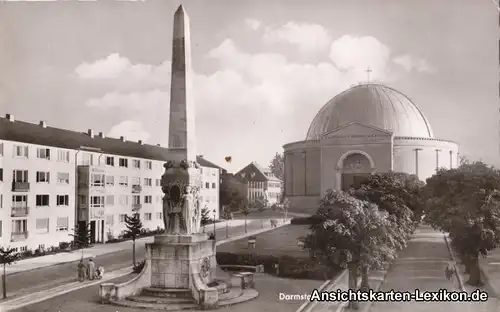 Darmstadt St. Ludwigskirche und Alice-Denkmal