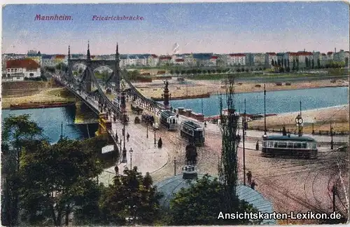 Mannheim Friedrichsbrücke und Straßenbahnen