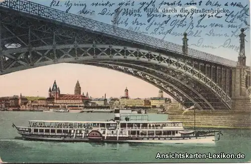 Mainz Straßenbrücke mit durchfahrenden  Dampfer