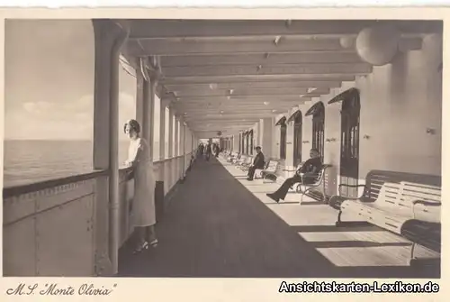 M.S. "Monte Olivia"  - Promenadendeck - Foto AK