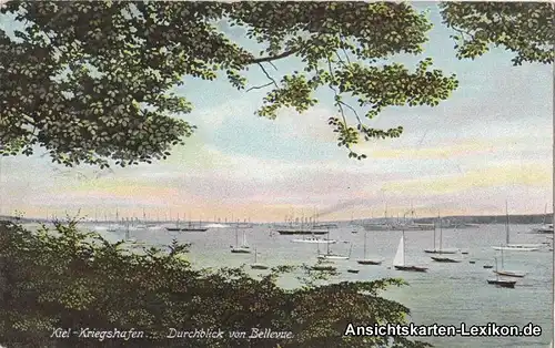 Kiel Kriegshafen - Durchblick von Bellevue