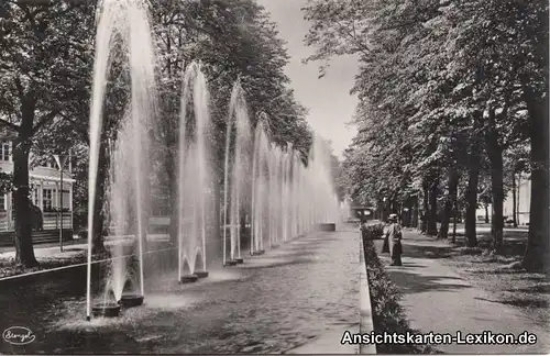 Dresden Hundertbrunnenstraße Springbrunnen Hygieneausstellung 1930
