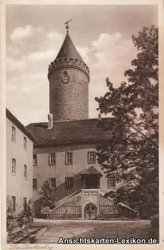 Seitenroda Die Leuchtenburg - Im Burghof