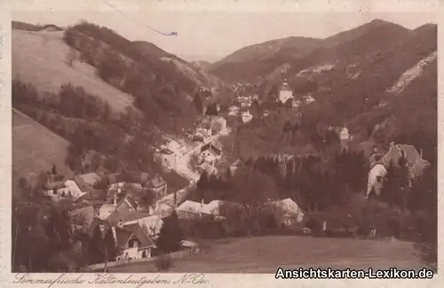 Kaltenleutgeben Blick in die Dorfstraße