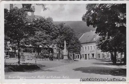 Ansichtskarte Oberwiesenthal Markt u Hotel Lk Aue Schwar