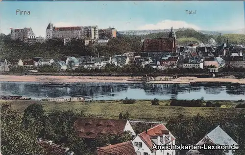 Ansichtskarte Pirna Totale mit Schloß c1920