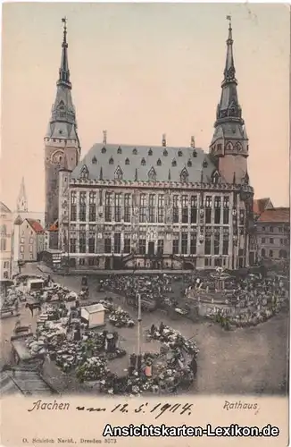 Aachen Markttreiben vor dem Rathaus