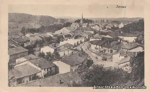 Senuc (Ardennen) Totale mit Straßenblick