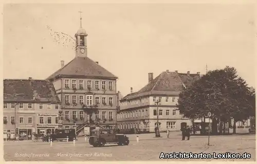 Bischofswerda Marktplatz, Autos und Geschäfte