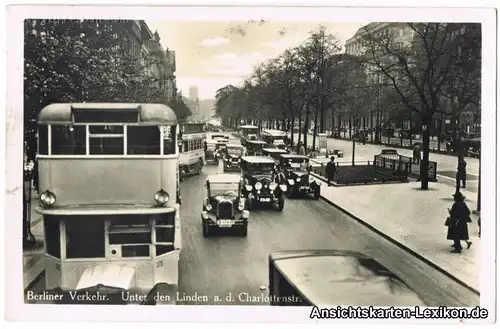 Berlin-Mitte Verkehr - Busse und Autos - Unter den Linde