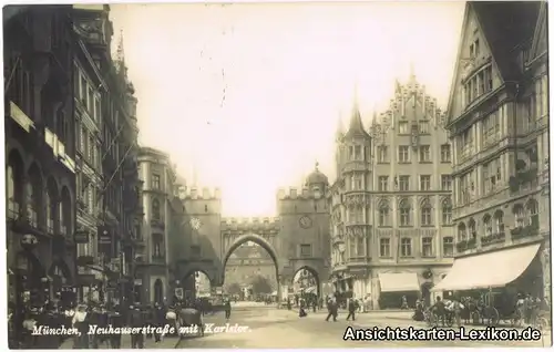 München Neuhauserstraße mit Karlstor