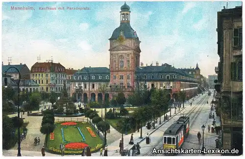 Mannheim Kaufhaus mit Paradeplatz und Straßenbahn