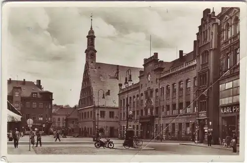 Zwickau Hauptmarkt mit Rathaus und Gewandhaus