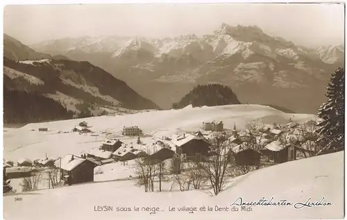 Leysin Blick auf die Stadt im Winter