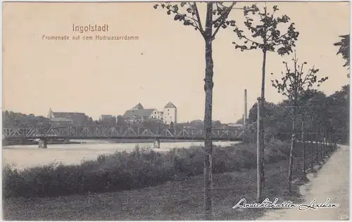 Ingolstadt Promenade auf dem Hochwasserdamm