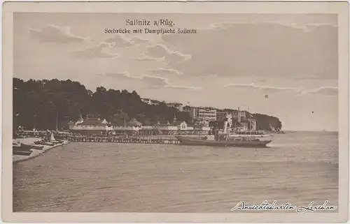 Sassnitz Seebrücke mit Dampfyacht