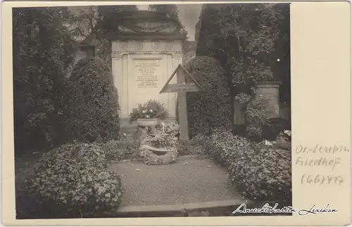 Leuben-Dresden Friedhof Leuben - Grab: Günther und Fleischer