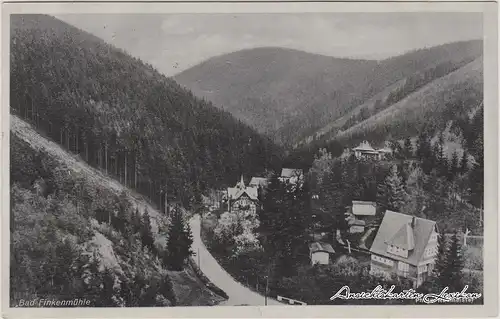 Allersdorf-Herschdorf Straßenpartie und Blick auf die Stadt