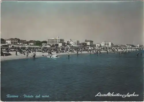 Cartoline Riccione Veduta dal mare 1970