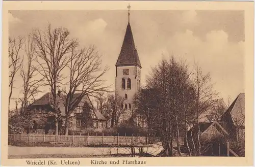 Wriedel Kirche und Pfarrhaus