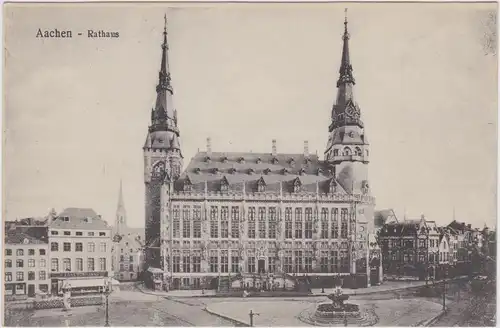 Aachen Rathaus mit Vorplatz