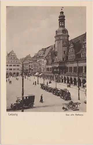 Leipzig Partie am Alten Rathaus, Autos