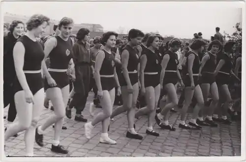  Parade DDR - Sportlerinnen