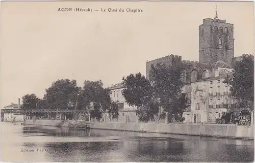 Agde (Hérault) Le Quai du Chapitre