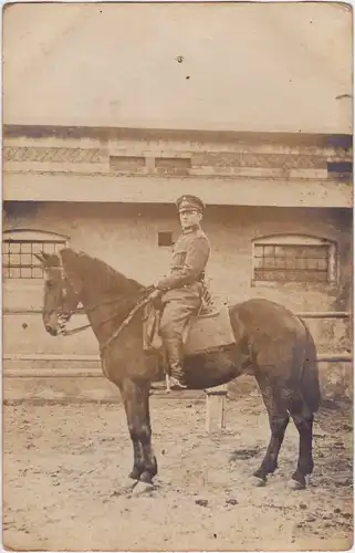  Portrait Soldat auf Pferd 1921