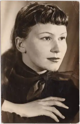  Portrait Schauspielerin Lore Frisch 1956