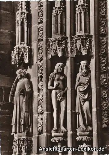 Nürnberg Figuren am Westportal der St. Lorenzkirche