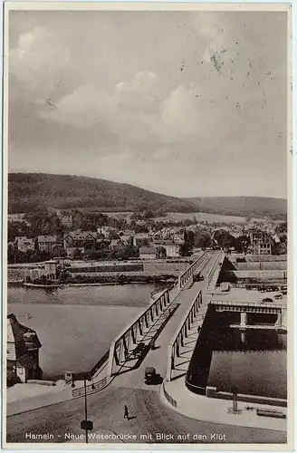 Hameln (Weser) Neue Weserbrücke mit dem Blick auf den Klüt 1936