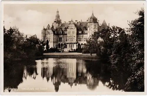 Ansichtskarte Bückeburg Schloßpark mit Schloß 1933