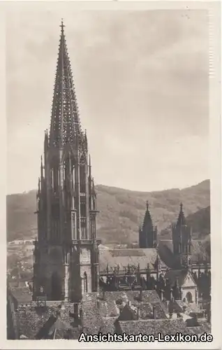 Freiburg im Breisgau Münster vom Martinstor gesehen 1934